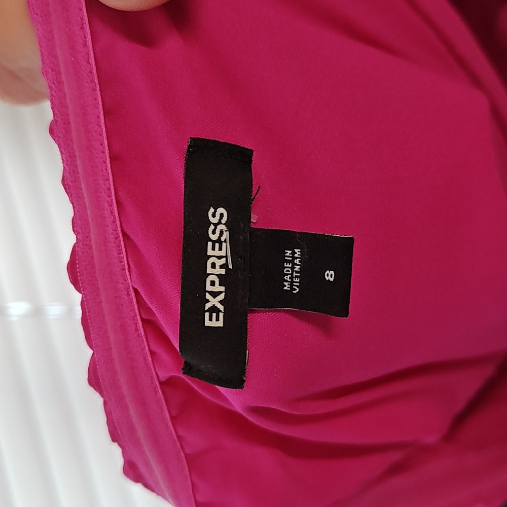 Express Fuchsia Bow Camisole - Picture 3 of 4